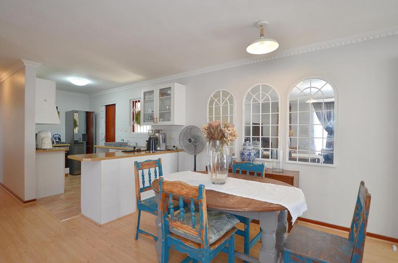 3 Bedroom Property for Sale in Vergesig Western Cape